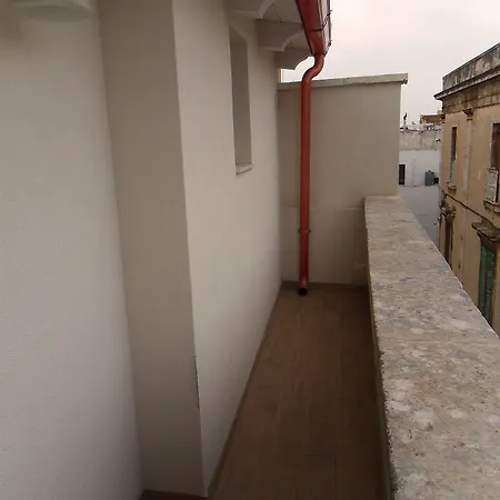 Diffuso Dimora Rossi Bed & Breakfast 4*