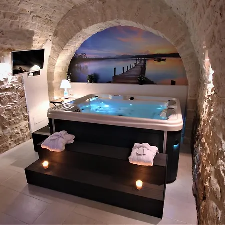 Diffuso Dimora Rossi Bed & Breakfast 3*