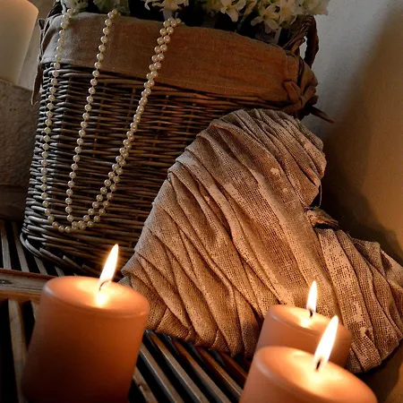 Diffuso Dimora Rossi Couette-café 4*