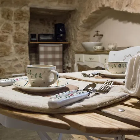 Diffuso Dimora Rossi Couette-café 4*