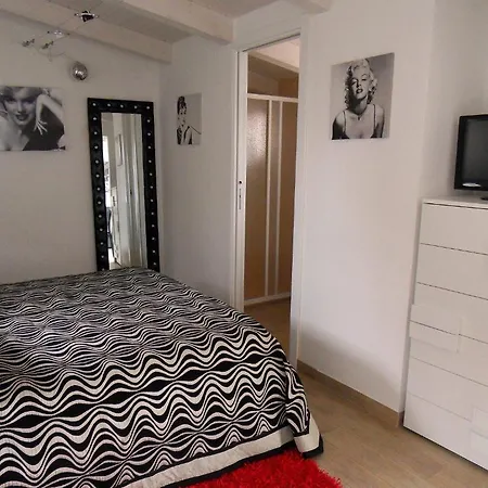 Diffuso Dimora Rossi Couette-café